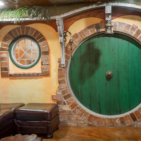 The Hobbit House, Fantasy Comes Home! Russellville Εξωτερικό φωτογραφία