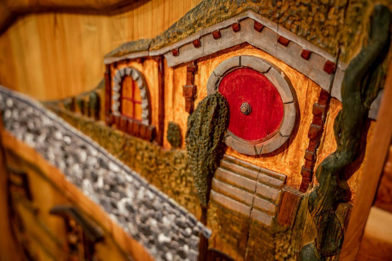 The Hobbit House, Fantasy Comes Home! Russellville Εξωτερικό φωτογραφία