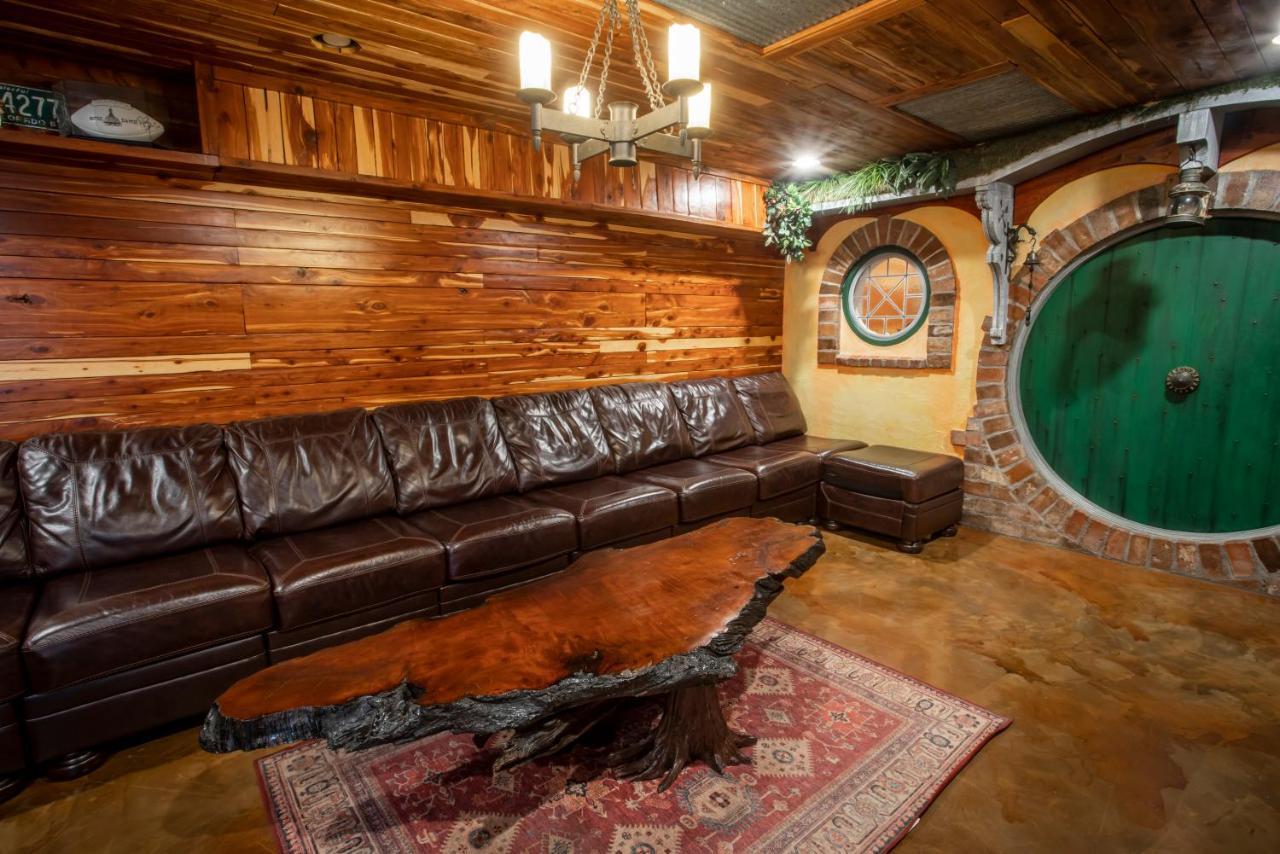 The Hobbit House, Fantasy Comes Home! Russellville Εξωτερικό φωτογραφία