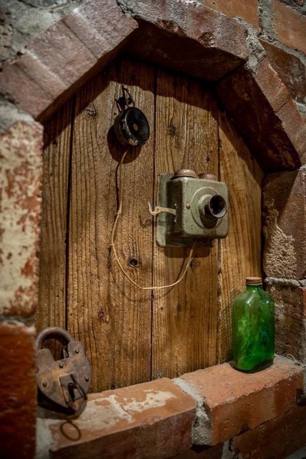 The Hobbit House, Fantasy Comes Home! Russellville Εξωτερικό φωτογραφία